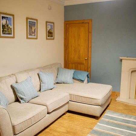 Newly Refurbed Home With Free Parking EDI Exteriér fotografie