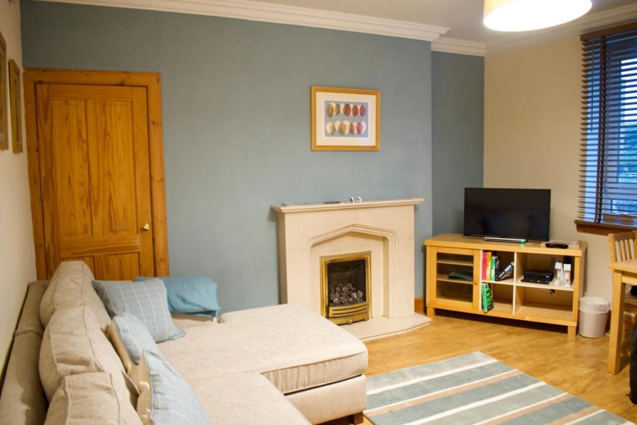 Newly Refurbed Home With Free Parking EDI Exteriér fotografie