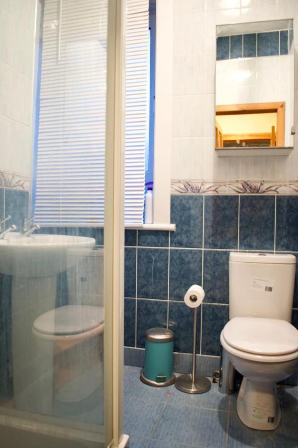 Newly Refurbed Home With Free Parking EDI Exteriér fotografie